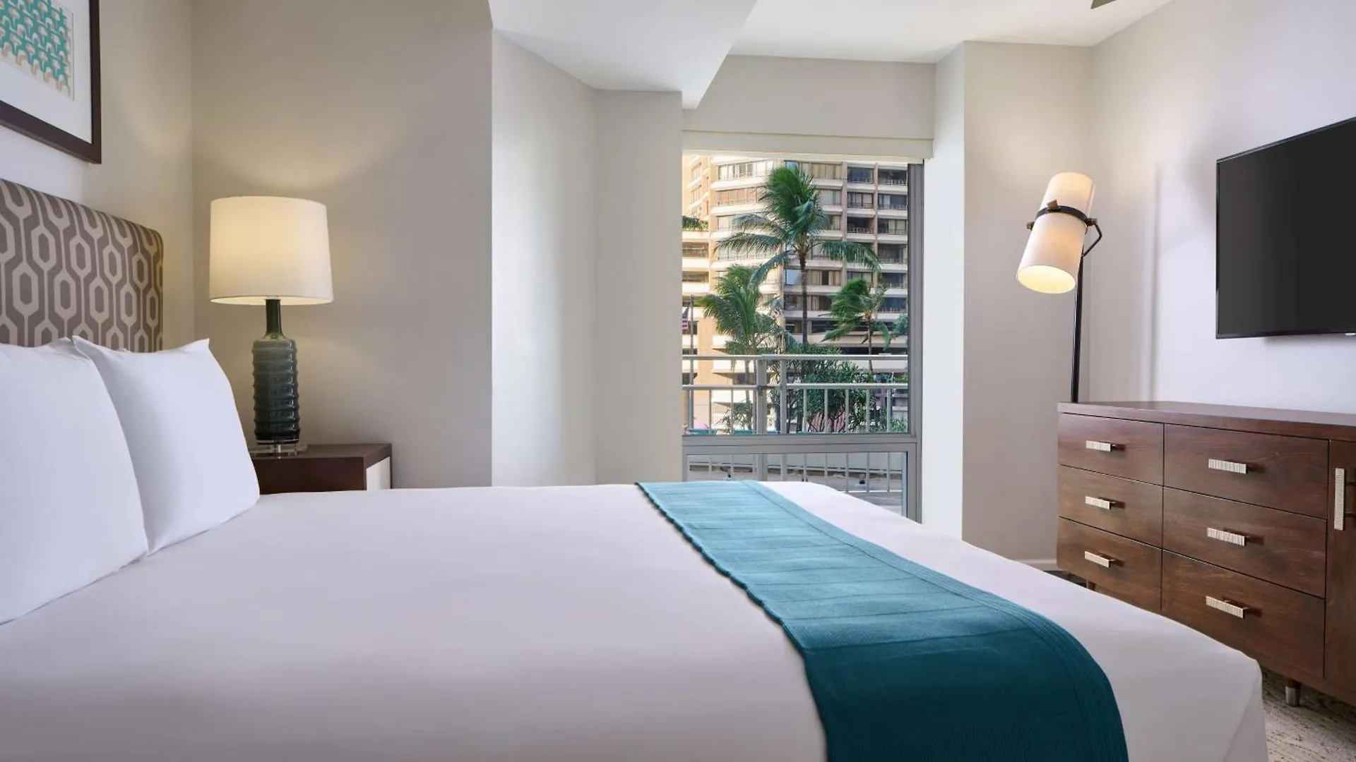 Ilikai Hotel&Luxury Suites Honolulu 3*,