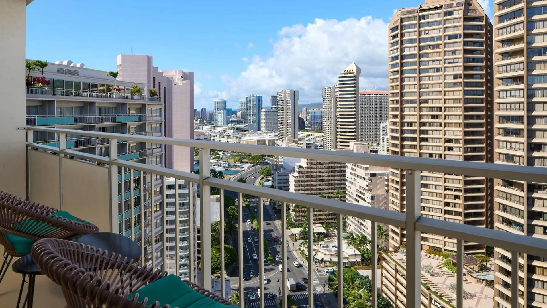 Ilikai Hotel & Luxury Suites Honolulu 3*,  United States