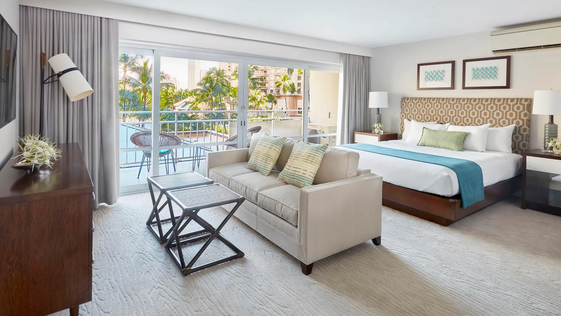 Ilikai Hotel & Luxury Suites Honolulu 3*,  United States