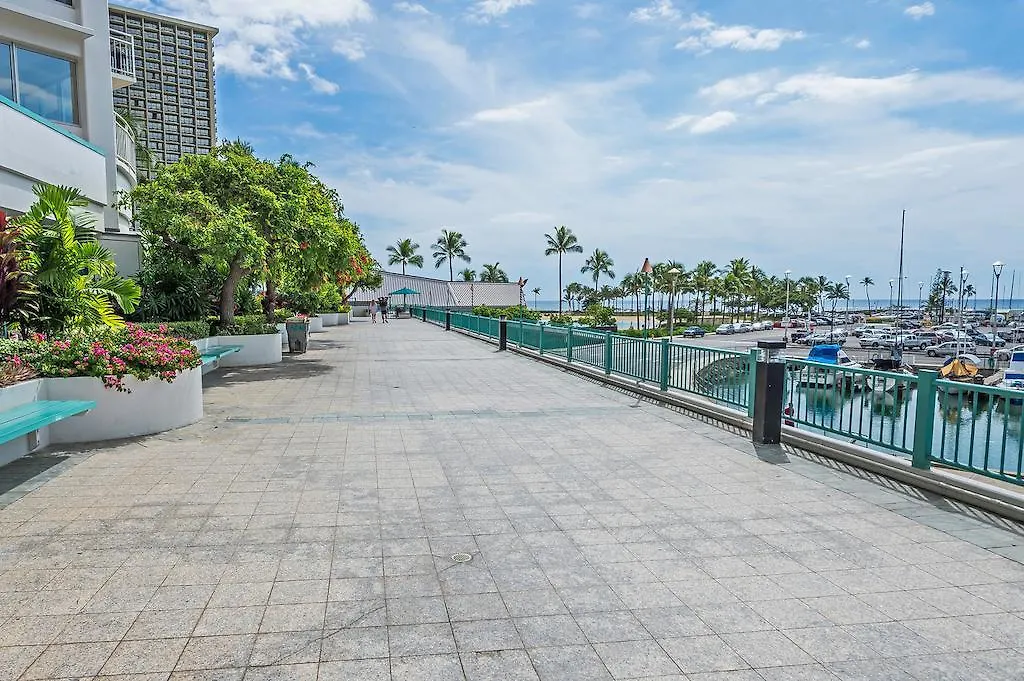Ilikai Hotel & Luxury Suites Honolulu 3*,  United States