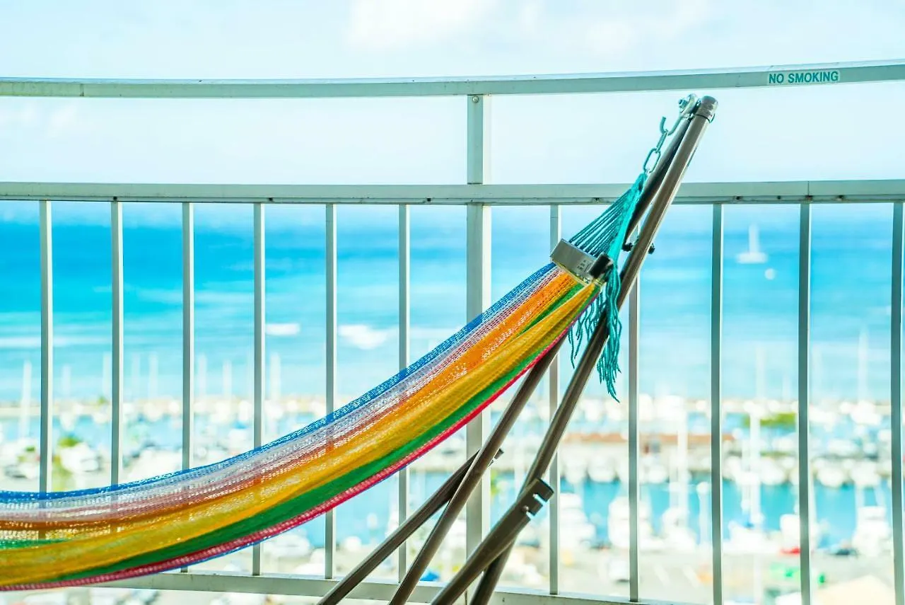 Ilikai Hotel & Luxury Suites Honolulu